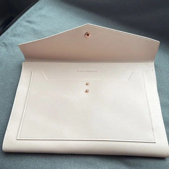 Glass ladder and co Megan portfolio
Light pink - Picture 2 of 6